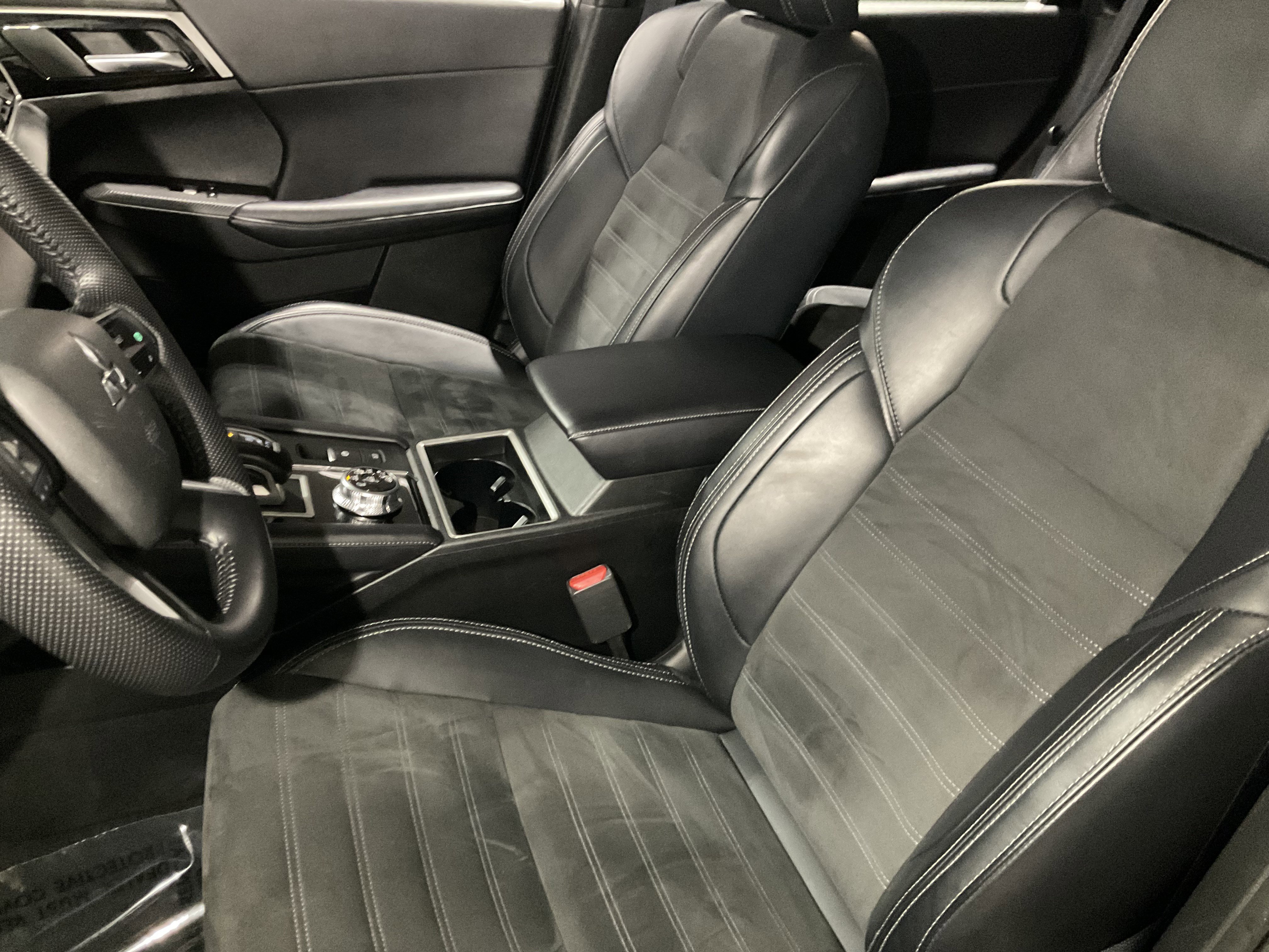 Used 2024 Mitsubishi Outlander Ralliart image 28