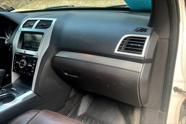 Used 2015 Ford Explorer Sport w/ Equipment Group 401A AWD/4WD image 27