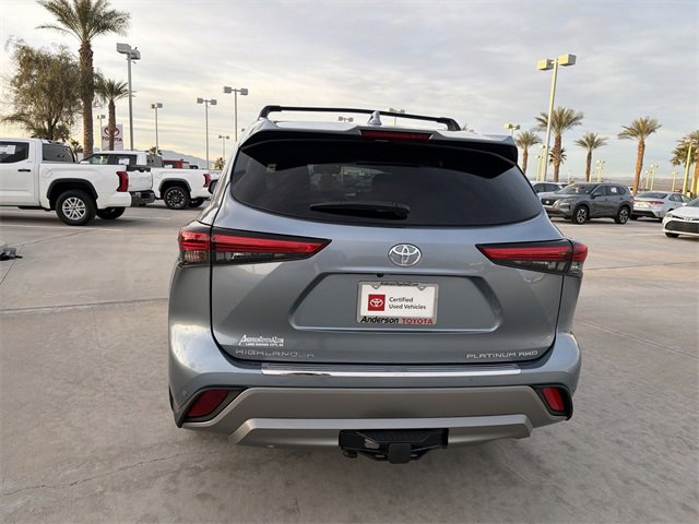 Certified 2022 Toyota Highlander Platinum image 6