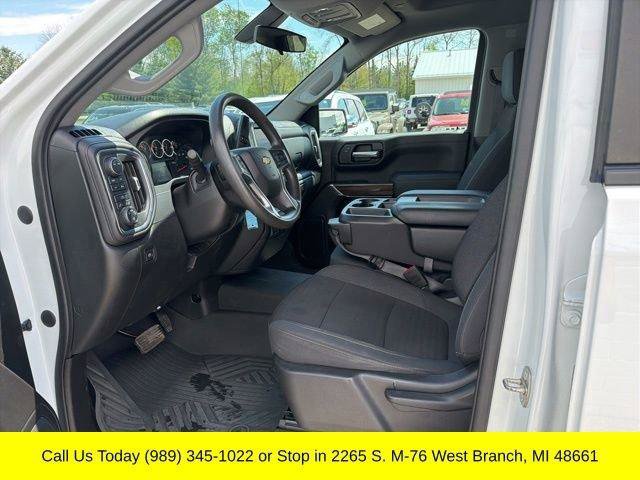 Used 2021 Chevrolet Silverado 1500 LT w/ Remote Start Package AWD/4WD image 3