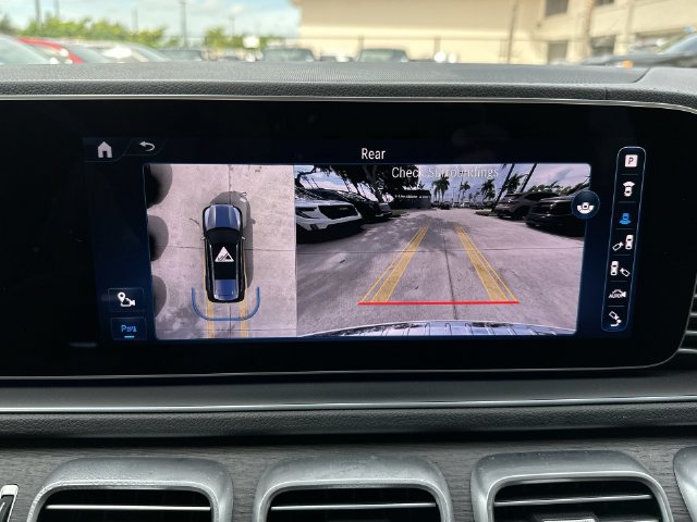 Used 2024 Mercedes-Benz GLS 450 4MATIC image 25
