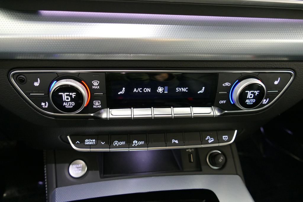 Certified 2025 Audi Q5 2.0T Premium Plus image 15