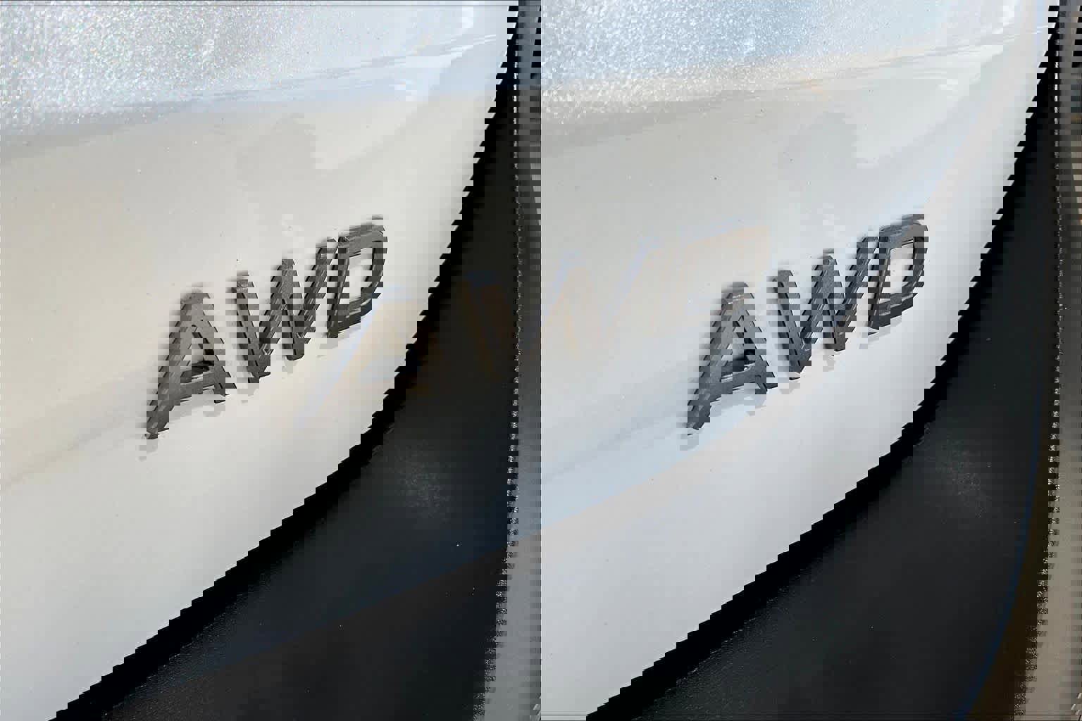 Used 2025 Nissan Kicks SV image 10