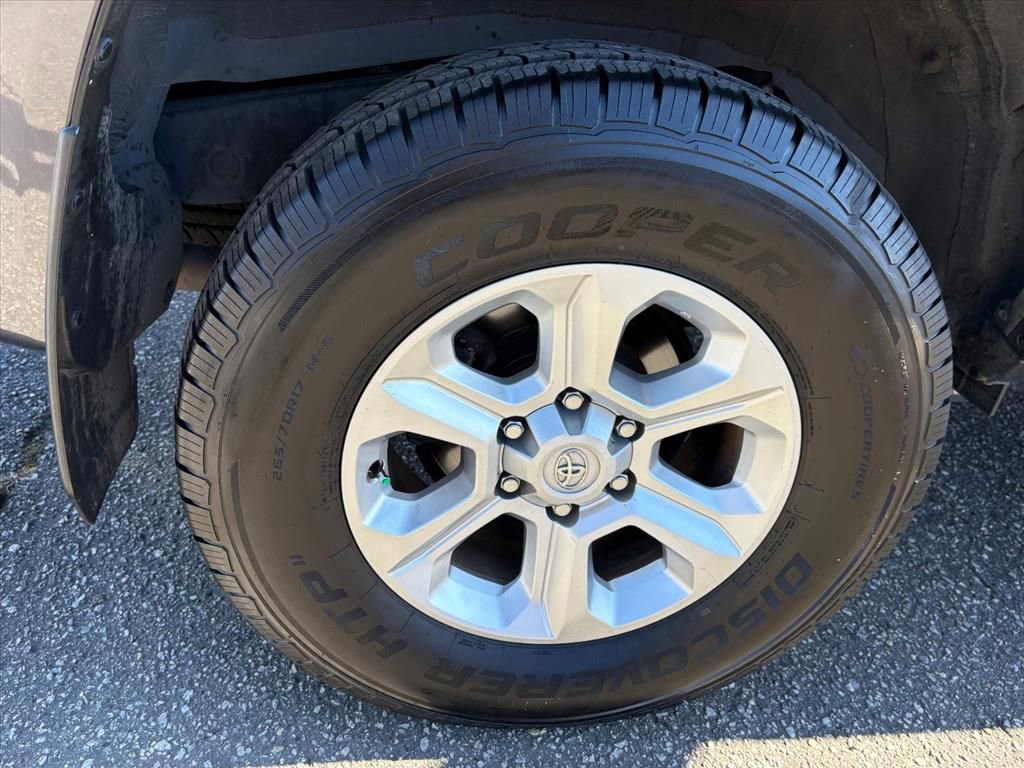 Used 2022 Toyota 4Runner SR5 w/ Wilderness Package (TMS) AWD/4WD image 24