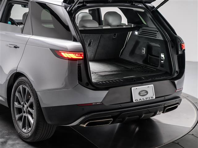 Used 2023 Land Rover Range Rover Sport SE image 30
