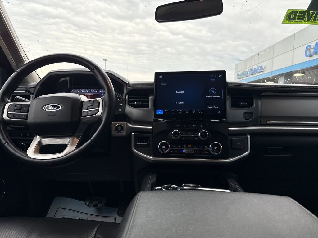 Used 2024 Ford Expedition Max XLT image 15