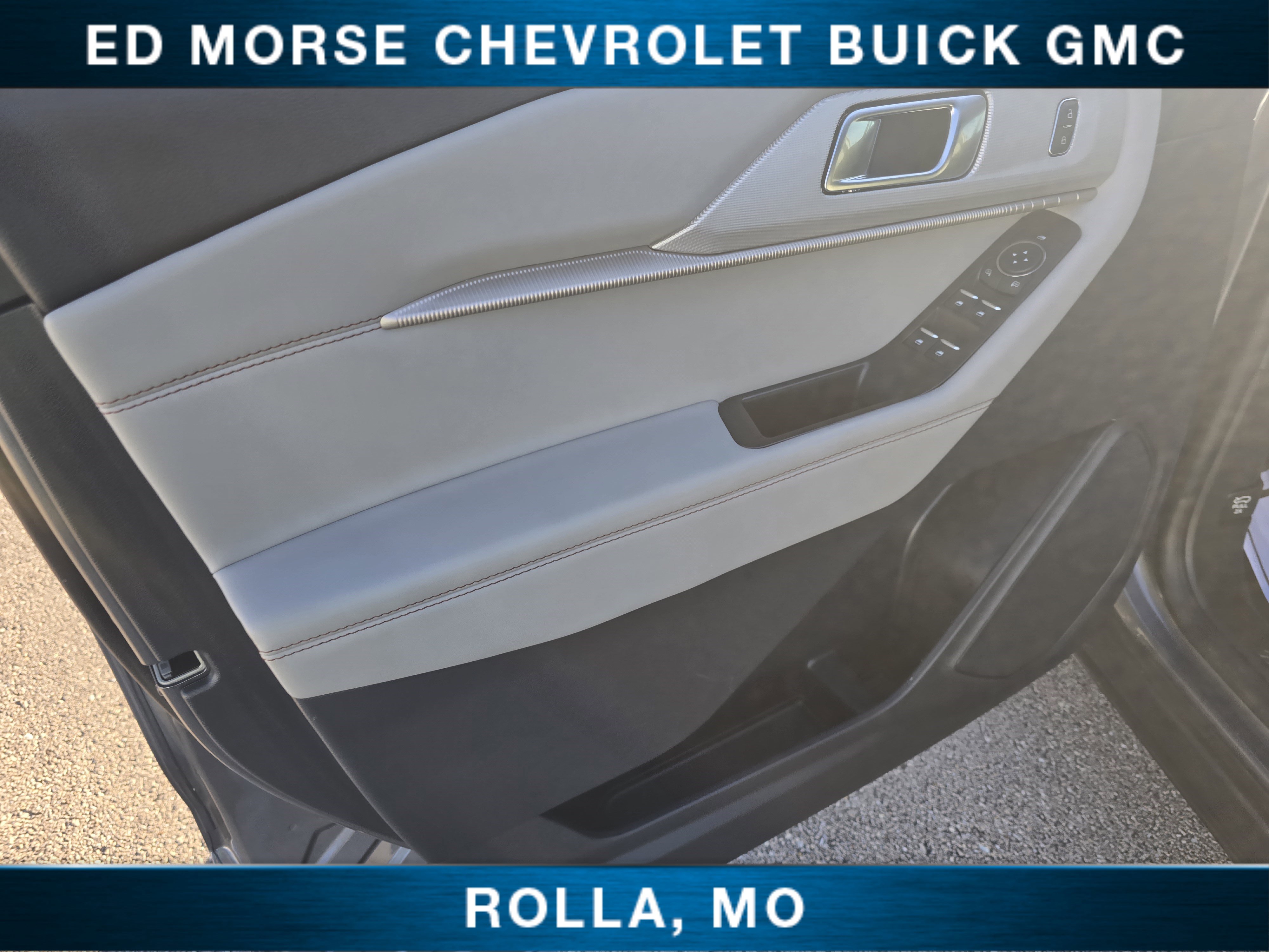 Used 2025 Ford Explorer Active w/ Active Comfort Package image 15