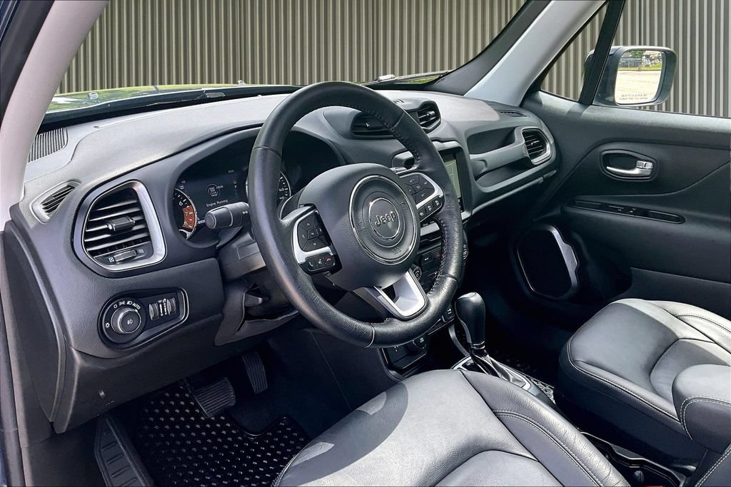 Used 2023 Jeep Renegade Limited w/ Sun/Sound Group AWD/4WD image 16