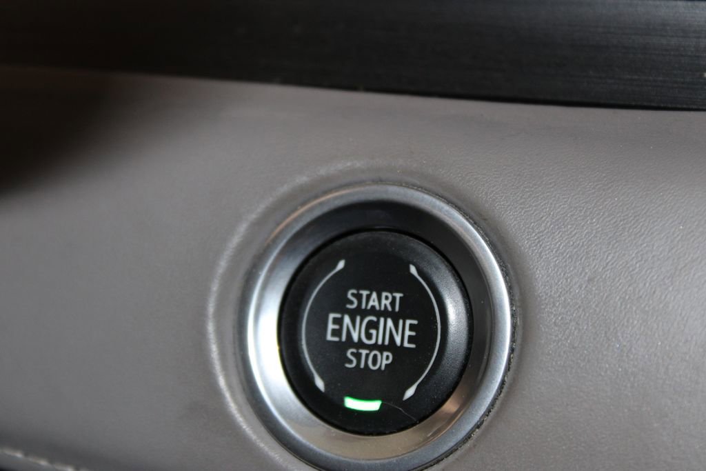 Used 2021 Cadillac Escalade Sport Platinum RWD image 55