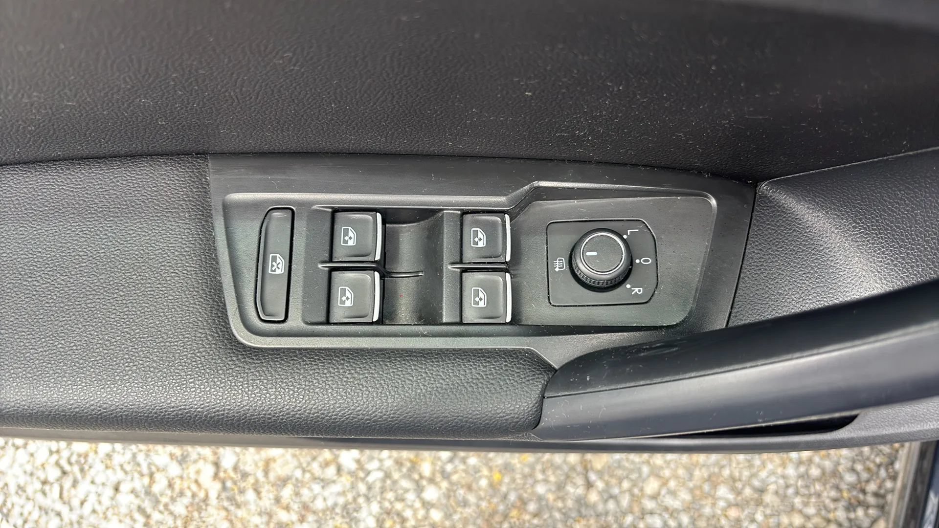 Used 2021 Volkswagen Tiguan S AWD/4WD image 19