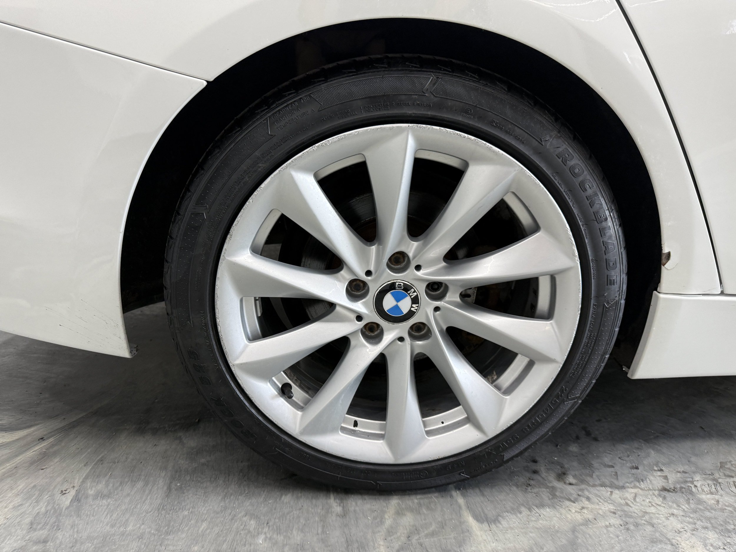 Used 2014 BMW 320i xDrive Sedan AWD/4WD image 31
