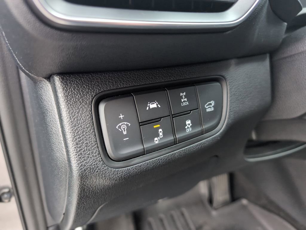 Used 2019 Hyundai Santa Fe Limited image 16