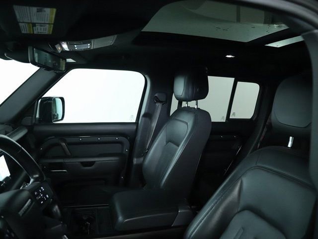 Used 2021 Land Rover Defender 110 X image 18