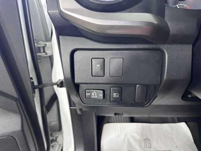 Used 2021 Toyota Tacoma SR5 AWD/4WD image 20