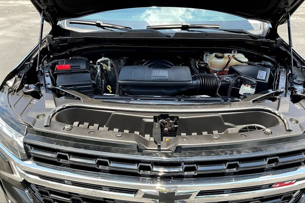 Used 2021 Chevrolet Tahoe Z71 w/ Rear Media and Nav Package AWD/4WD image 34