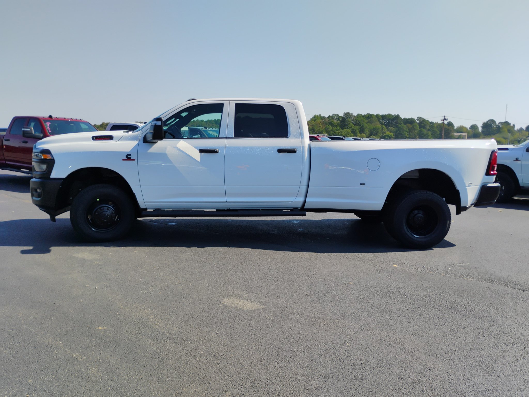 New 2027 RAM 3500 Tradesman AWD/4WD image 8