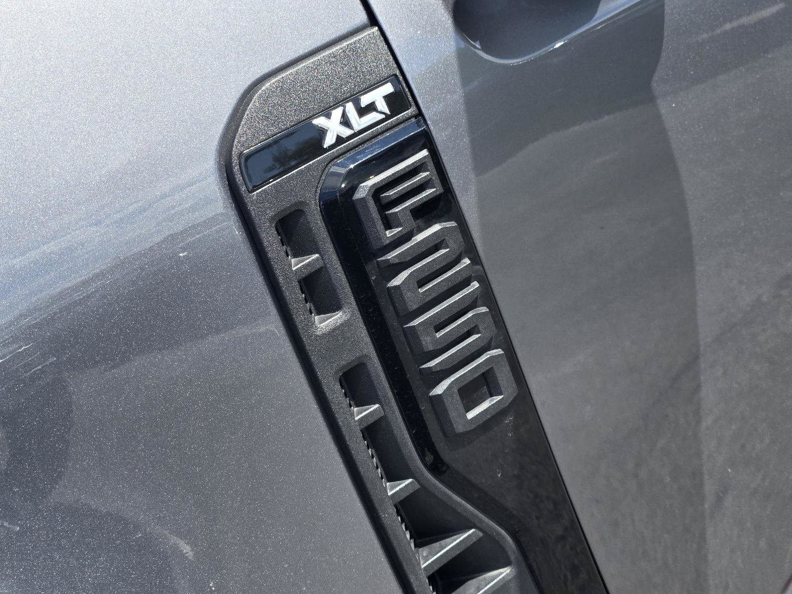 Used 2024 Ford F250 XLT w/ XLT Premium Package AWD/4WD image 12
