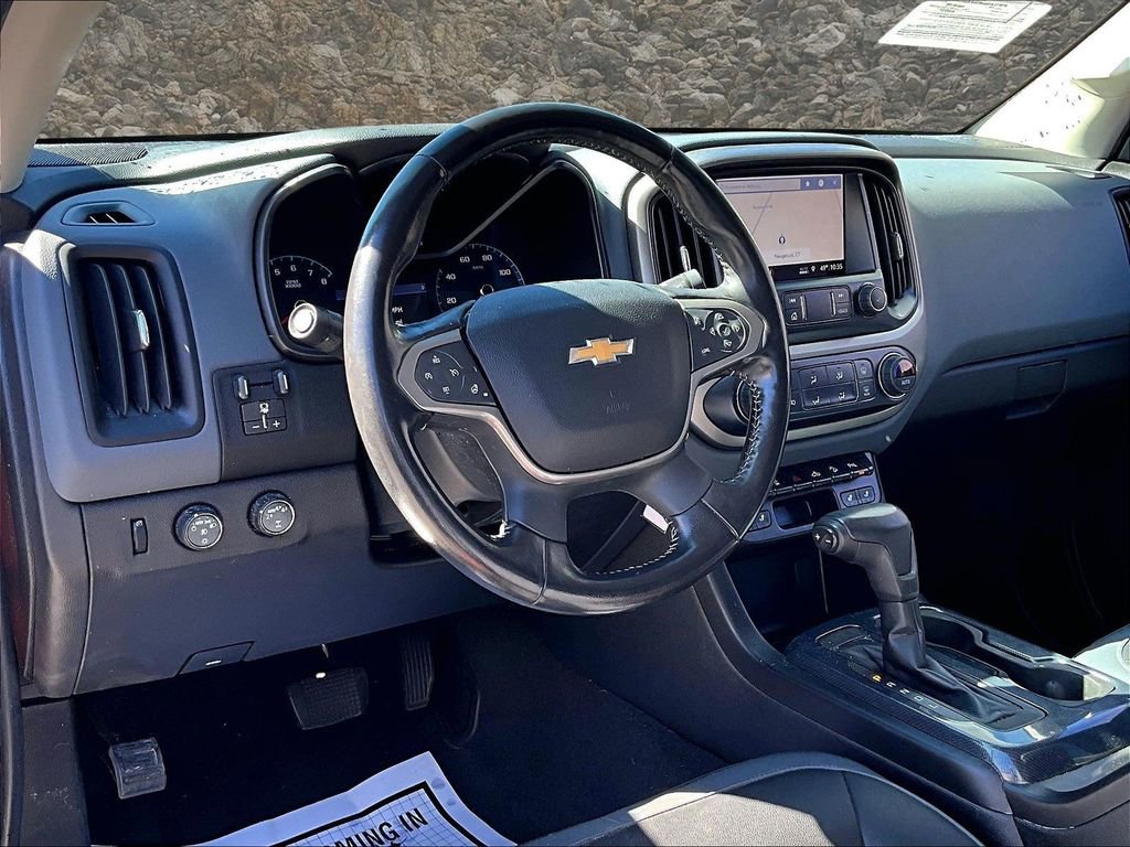 Used 2019 Chevrolet Colorado Z71 AWD/4WD image 11