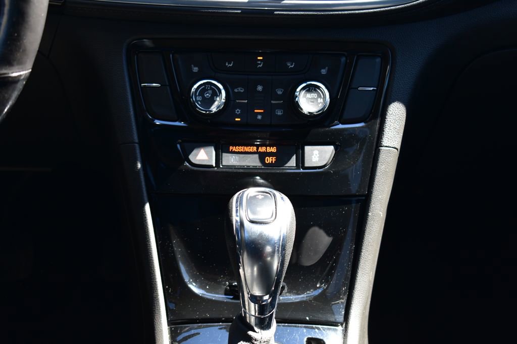 Used 2019 Buick Encore Essence FWD image 30