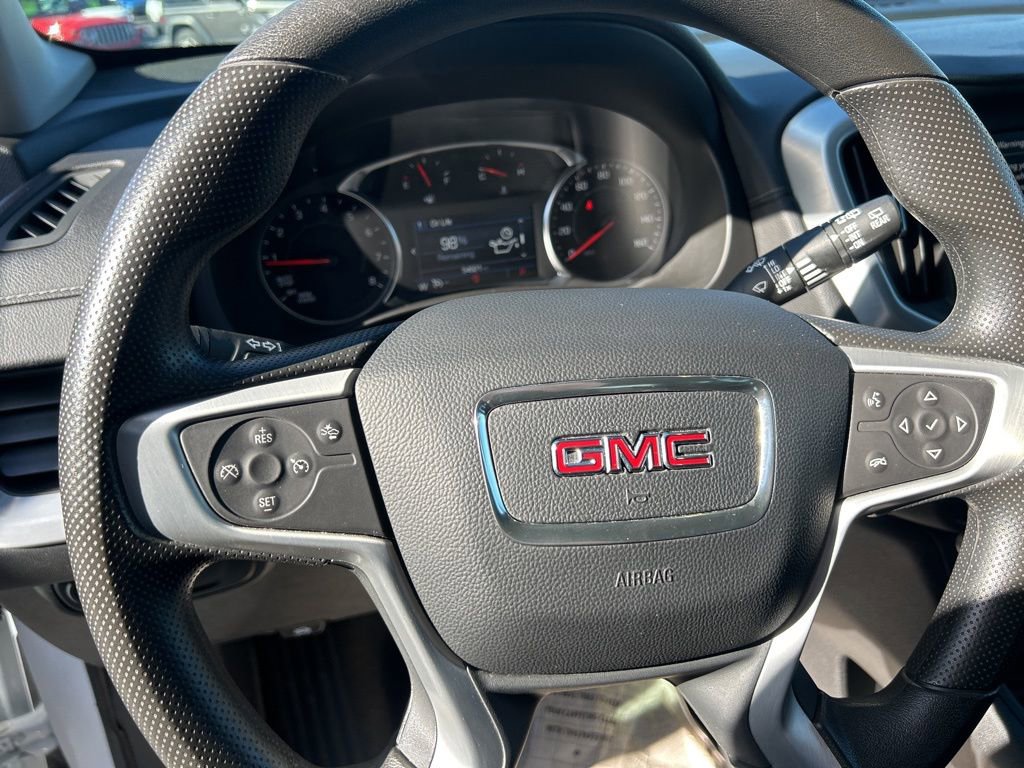 Used 2024 GMC Terrain SLE image 17