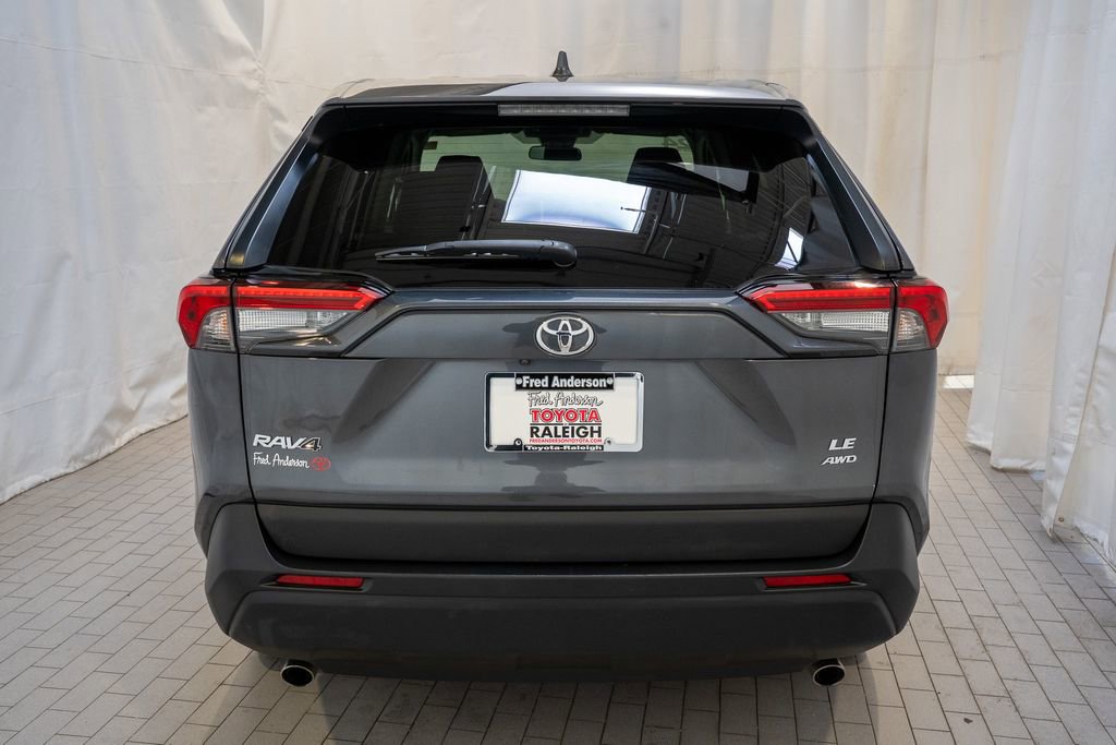 Used 2024 Toyota RAV4 LE image 4