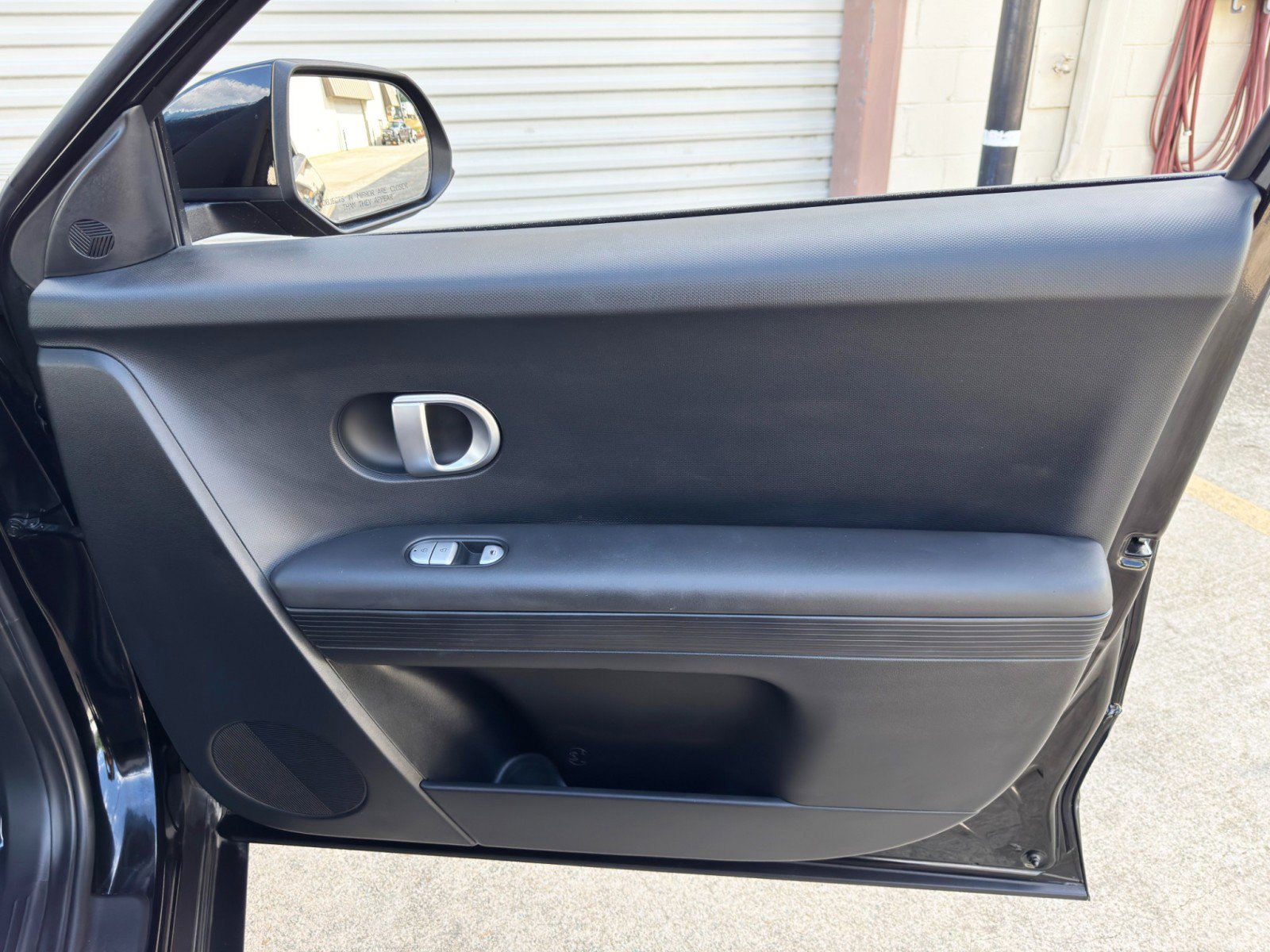 Used 2022 Hyundai Ioniq 5 SE w/ Cargo Package RWD image 38