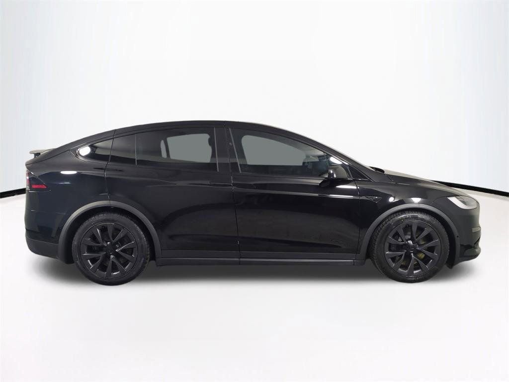 Used 2023 Tesla Model X image 4