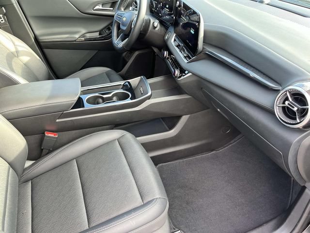 Used 2025 Chevrolet Equinox LT w/ Convenience Package II AWD/4WD image 22