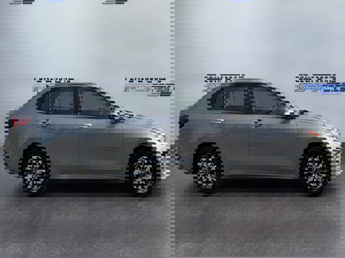 Used 2023 Kia Rio S w/ Technology Package image 4