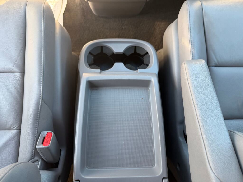 Used 2013 Honda Odyssey Touring Elite image 21