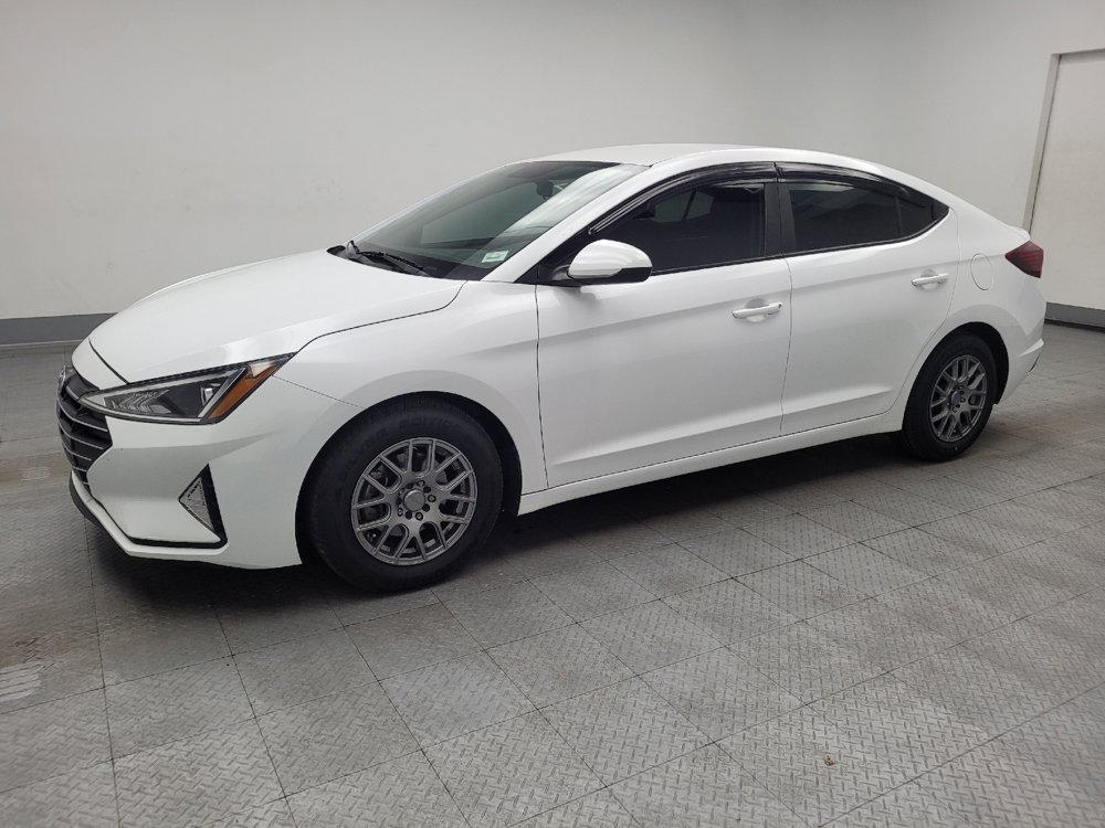 Used 2019 Hyundai Elantra SE w/ Cargo Package FWD image 2