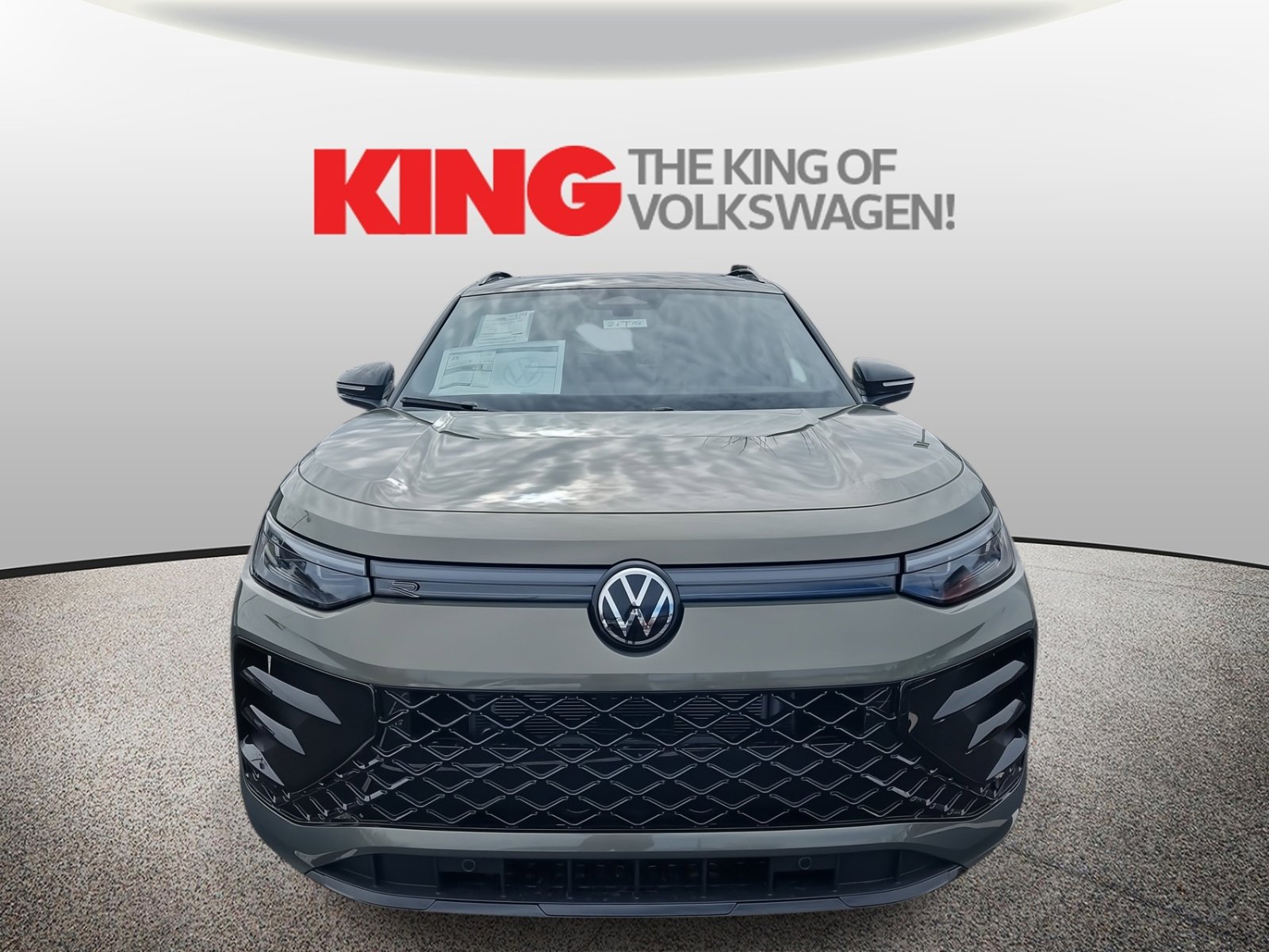 New 2026 Volkswagen Tiguan SE R-Line image 9