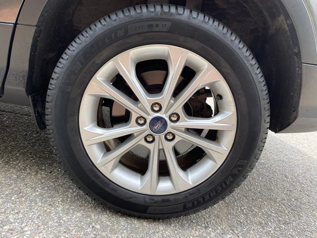 Certified 2019 Ford Escape S FWD image 9