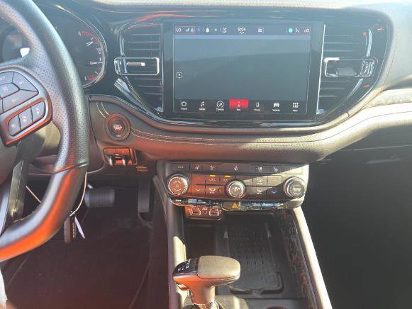 Used 2025 Dodge Durango R/T AWD/4WD image 9