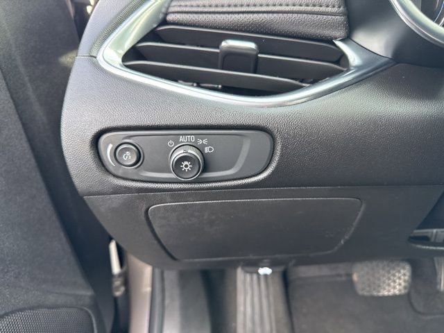 Used 2024 Chevrolet Malibu LT FWD image 19