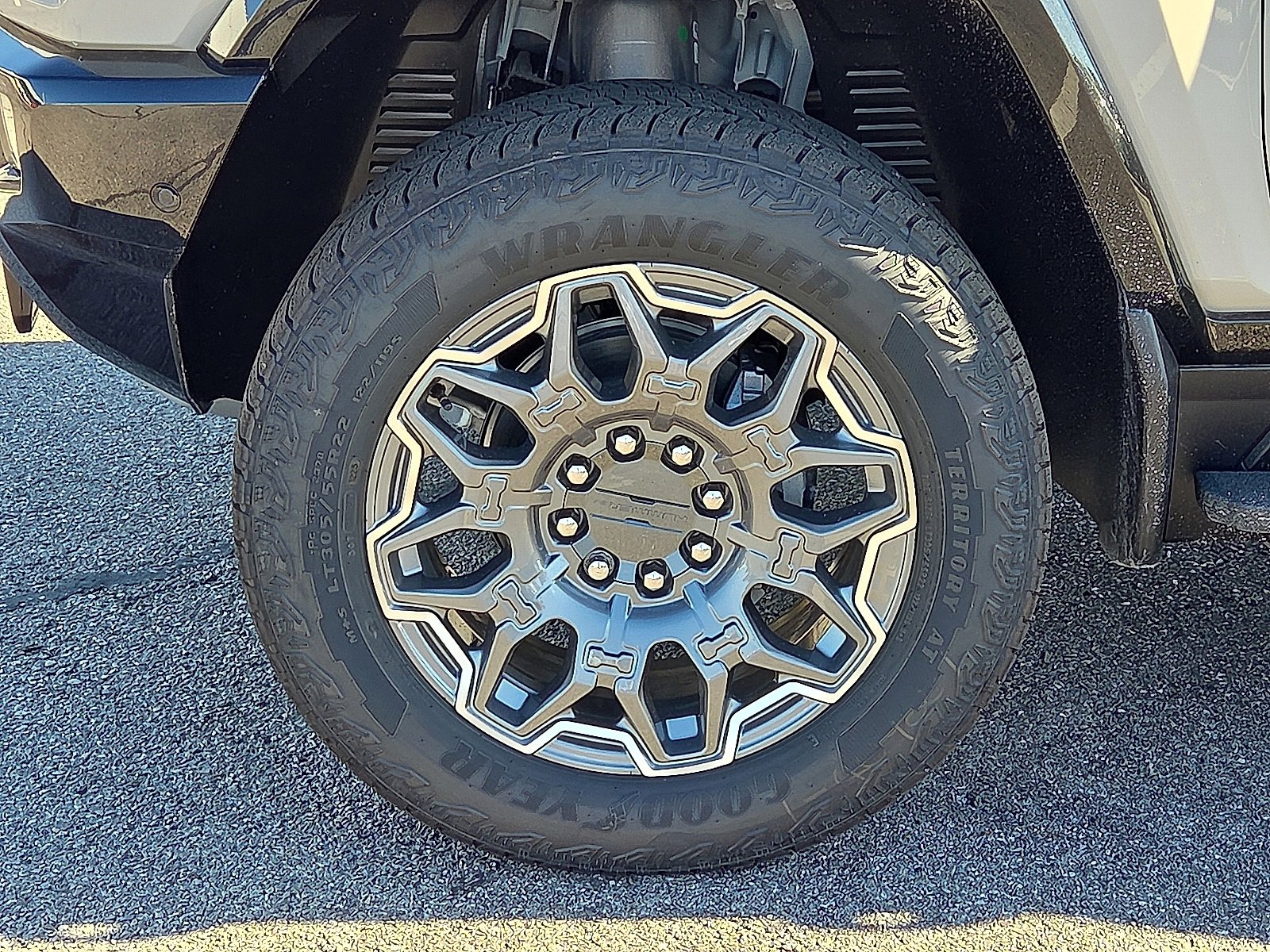 New 2026 GMC Hummer EV 4x4 Crew Cab image 7