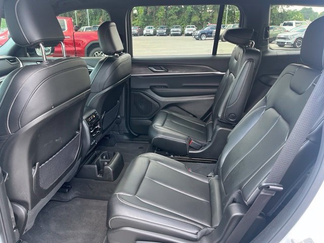 Used 2025 Jeep Grand Cherokee L Limited w/ Trailer Tow Package AWD/4WD image 6