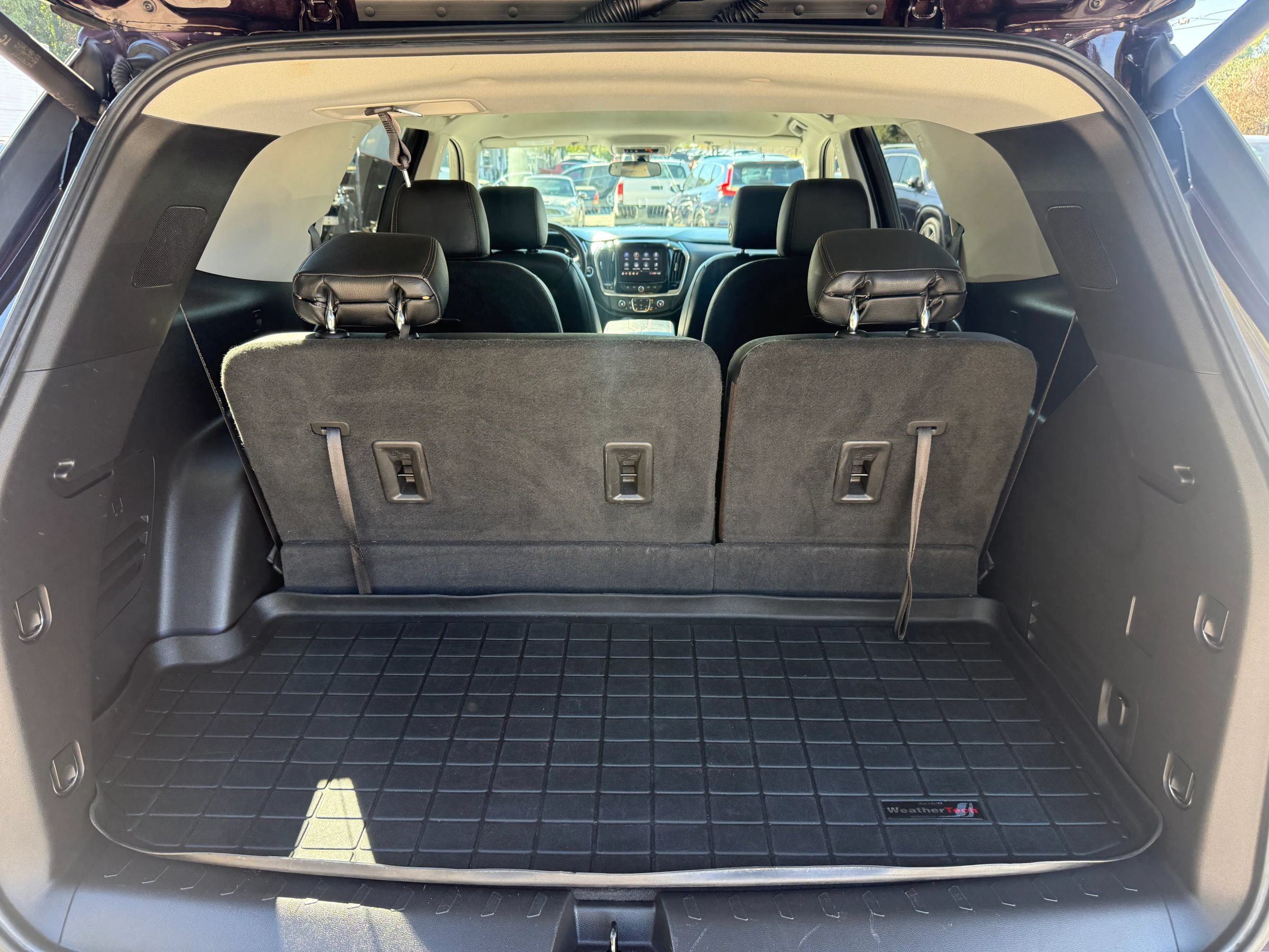 Used 2021 Chevrolet Traverse LT FWD image 11