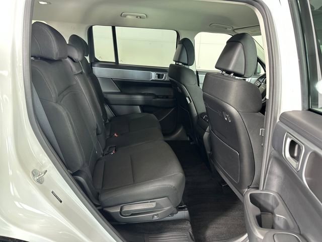 Used 2024 Hyundai Santa Fe SE image 27