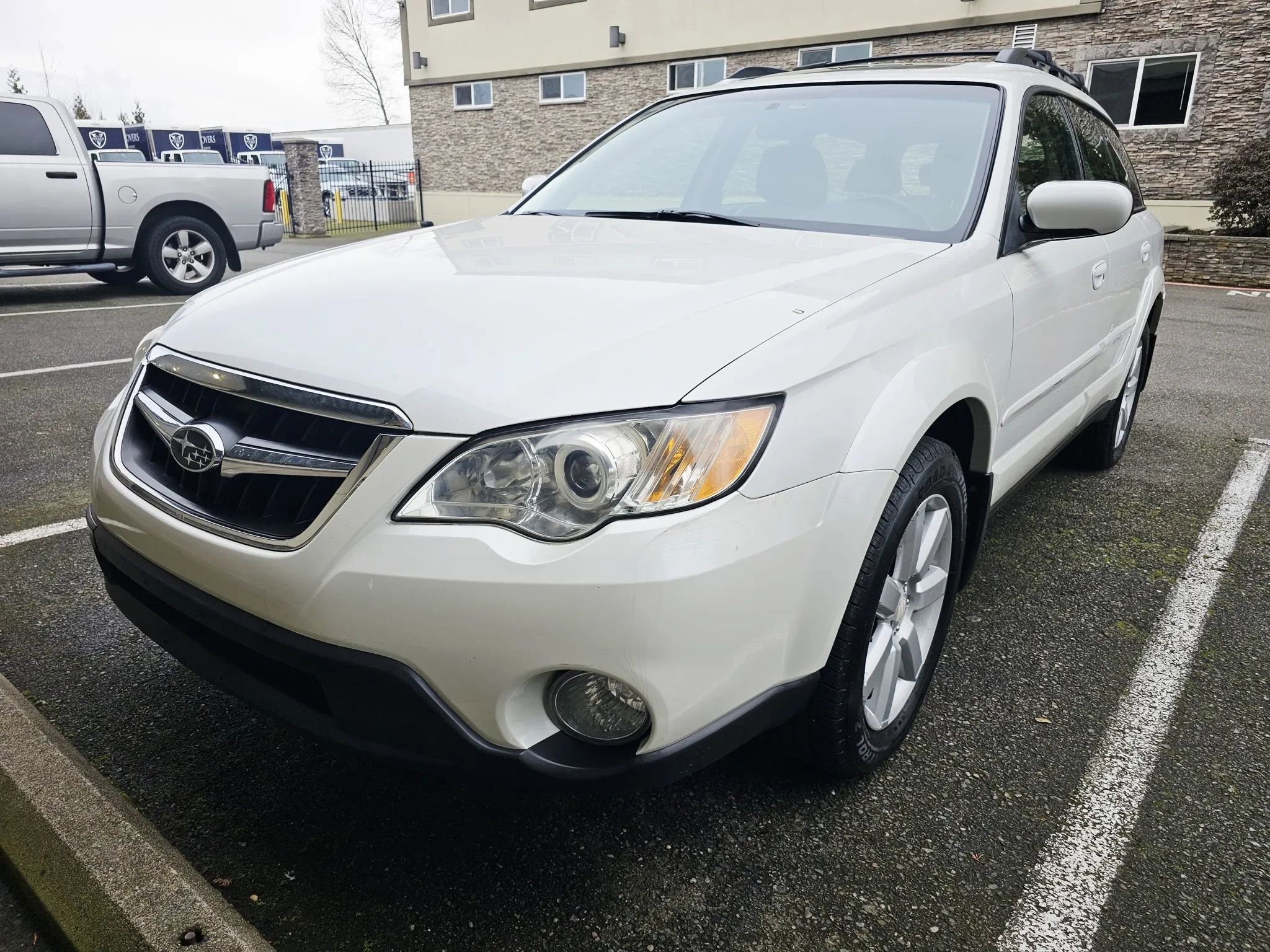 Used 2008 Subaru Outback 2.5i Limited L.L. Bean image 1