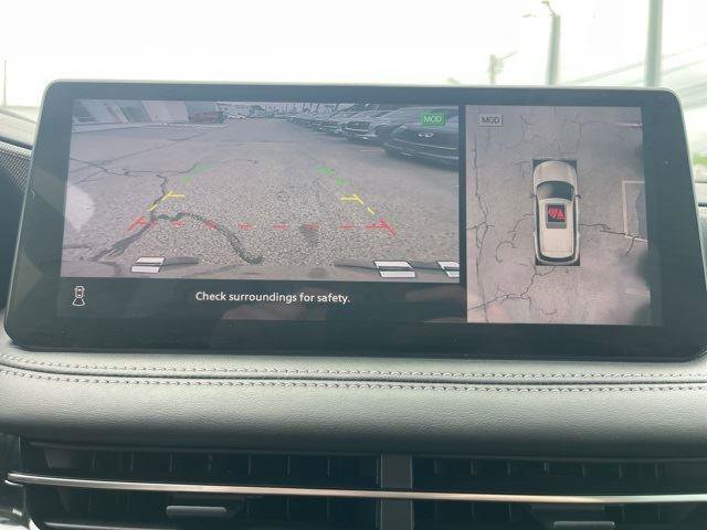 Used 2025 INFINITI QX60 Luxe w/ Vision Package image 16