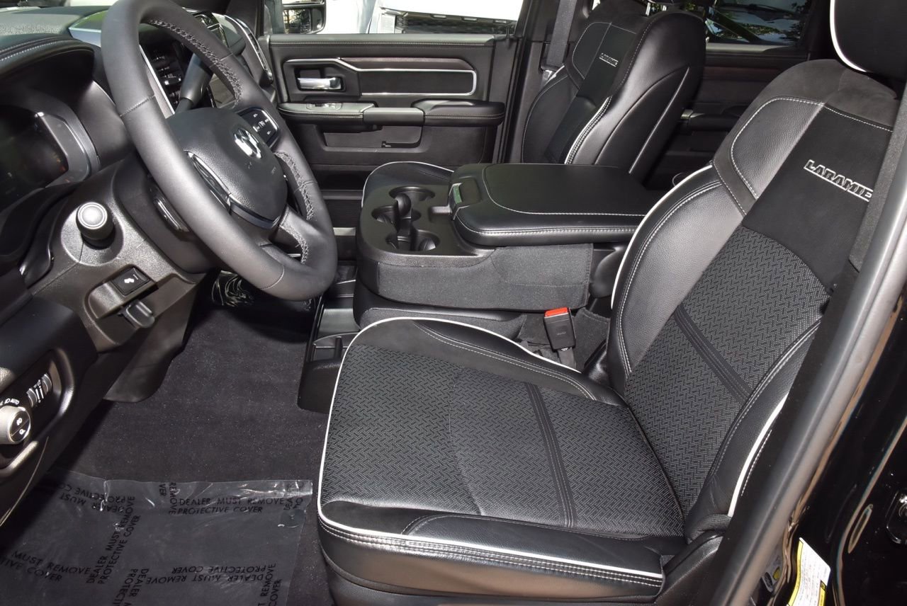 Used 2026 RAM 2500 Laramie AWD/4WD image 13