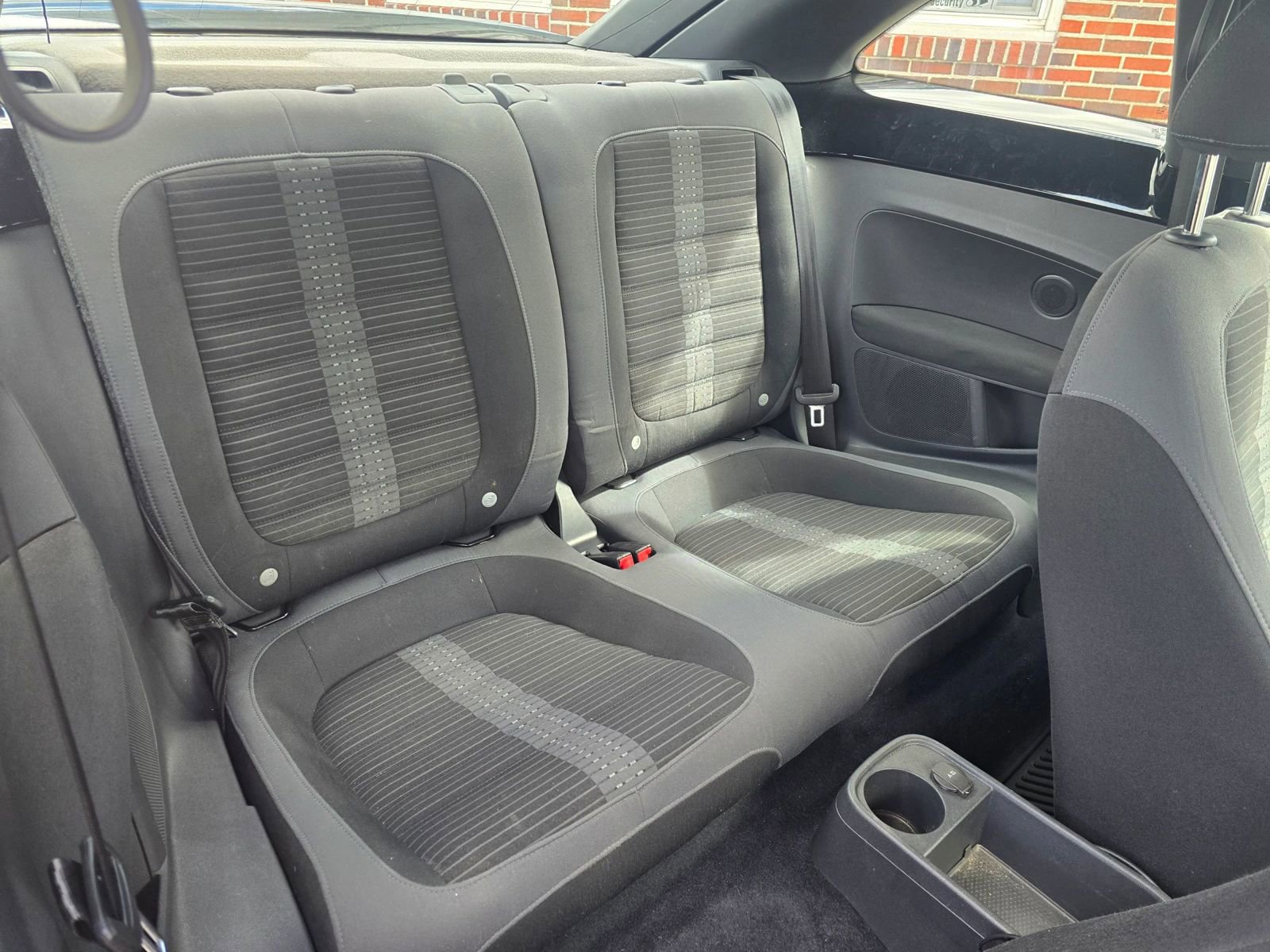 Used 2012 Volkswagen Beetle 2.0T image 11