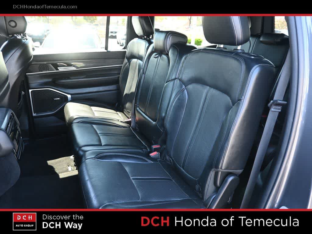 Used 2022 Jeep Wagoneer Series II RWD image 19
