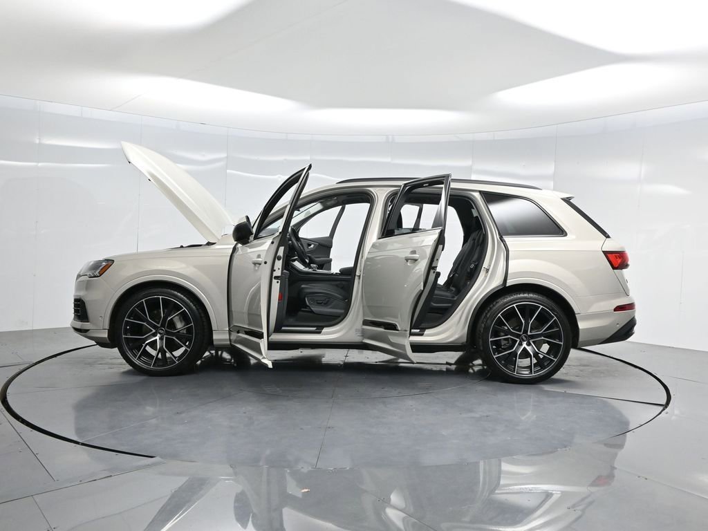 Used 2023 Audi Q7 3.0T Prestige w/ Prestige Package image 58