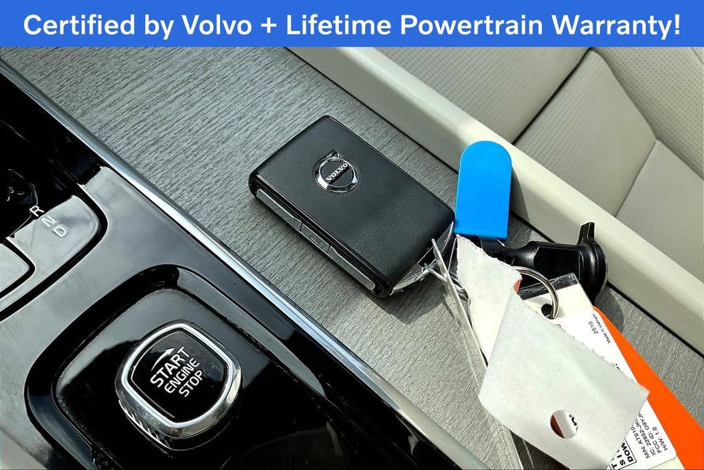 Used 2023 Volvo XC60 B5 Ultimate w/ Protection Package Premier image 14