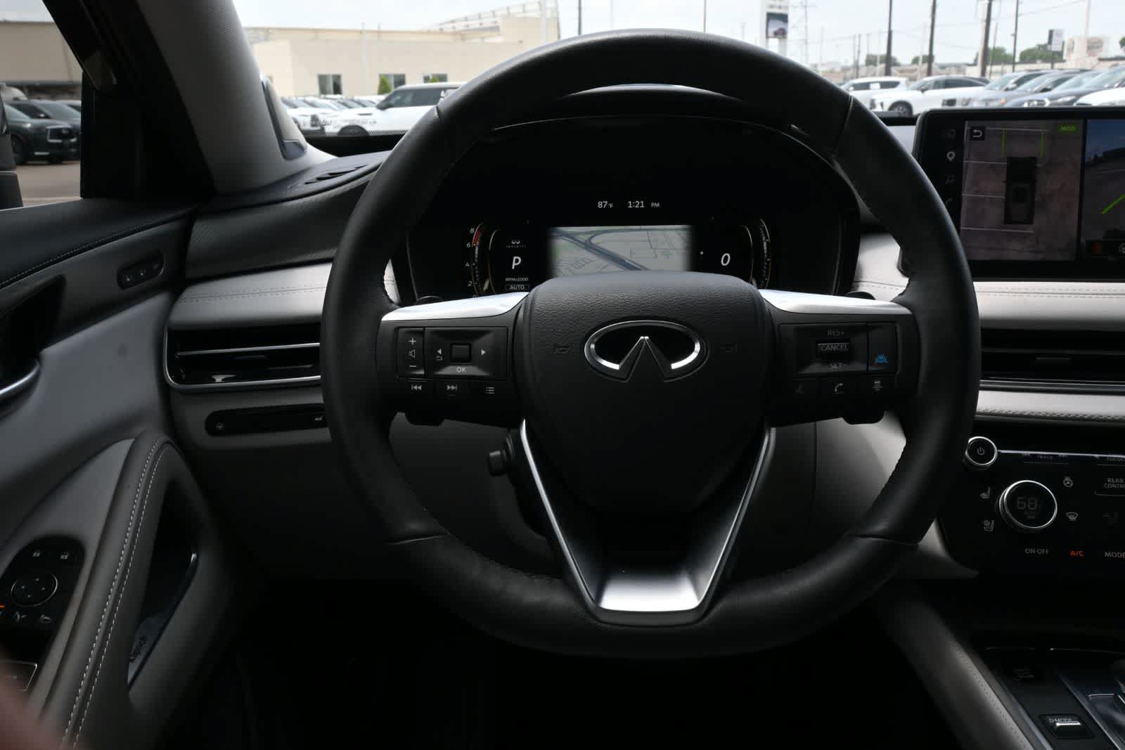 Used 2026 INFINITI QX60 Luxe w/ Cargo Package AWD/4WD image 9