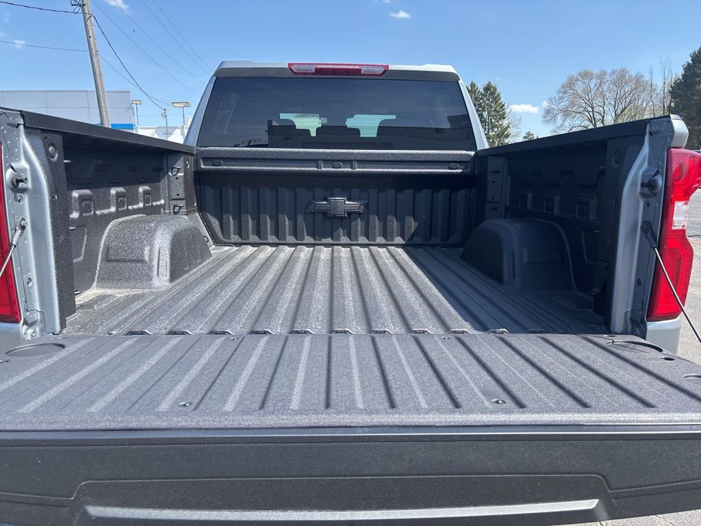 New 2026 Chevrolet Silverado 1500 RST w/ RST Select Package AWD/4WD image 7