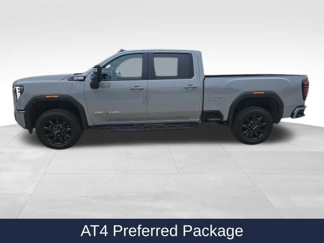 Used 2024 GMC Sierra 2500 AT4 w/ Technology Package image 3