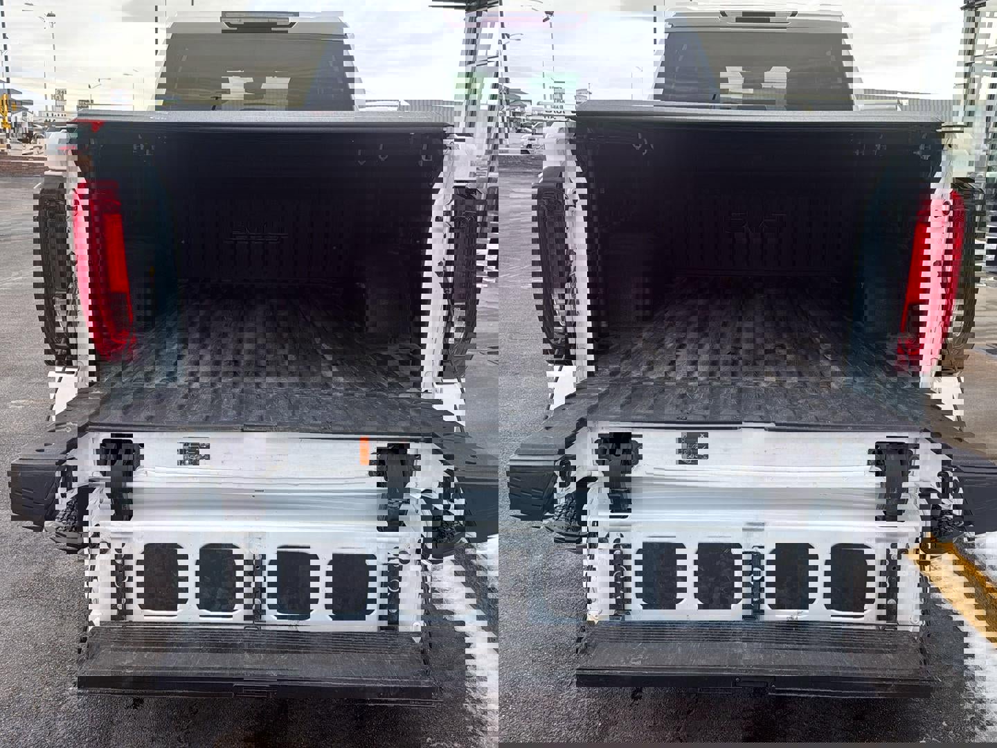 Used 2022 GMC Sierra 1500 SLT w/ X31 Off-Road Package image 5